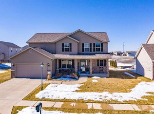 706 Drake Ln, Washington, IL 61571