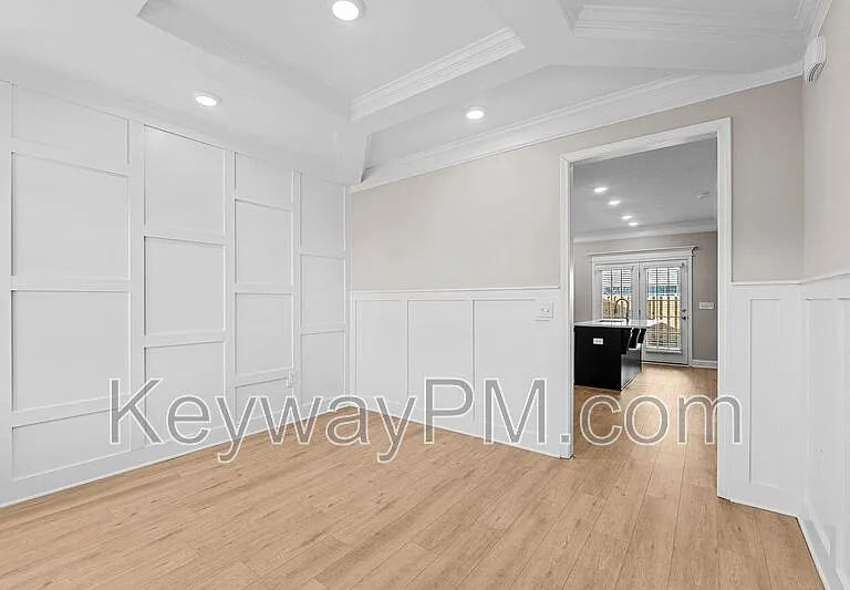 3125 Venetian Dr — Photo 5