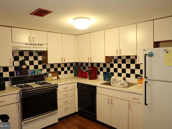 2nd image of 4435 Ernie Davis Cir