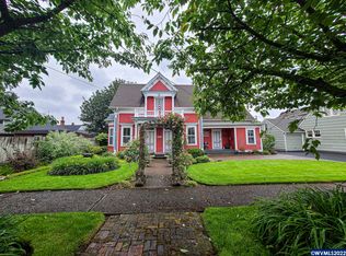 848 SW Levens St, Dallas, OR 97338