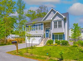 1304 Azalia St, Shady Side, MD 20764