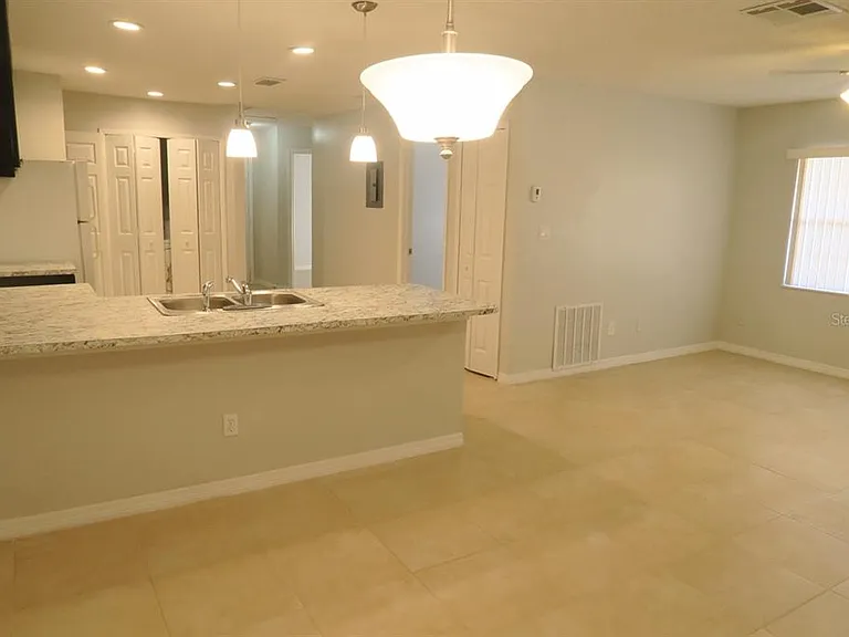 1513 Sophie Blvd — Photo 4