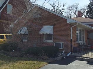 410 N Northwest Hwy, Park Ridge, IL 60068