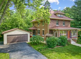 511 E Wilson St, Batavia, IL 60510