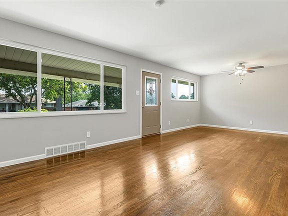 3rd image of 9807 San Mario Dr