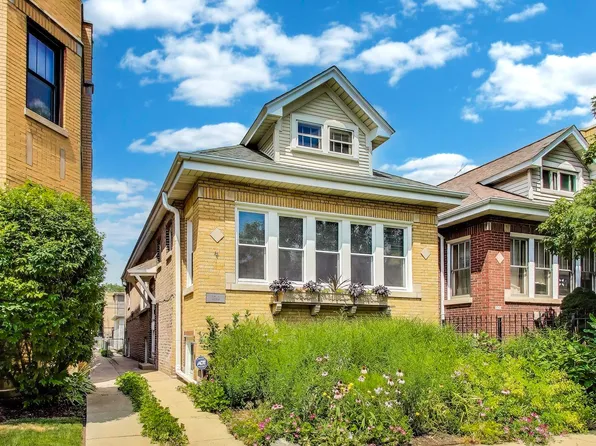 3740 N Whipple St, Chicago, IL 60618