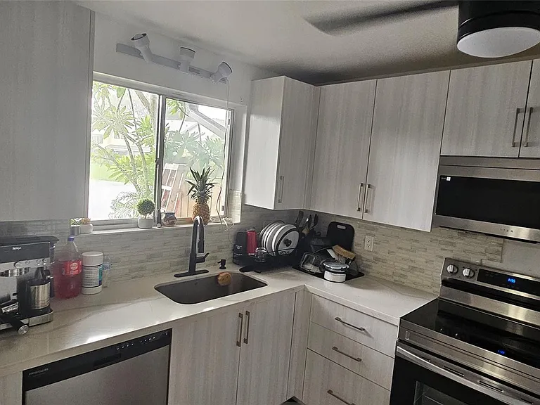 2262 Discovery Cir — Photo 21
