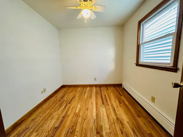 126 West 25th Street image 11 of 11