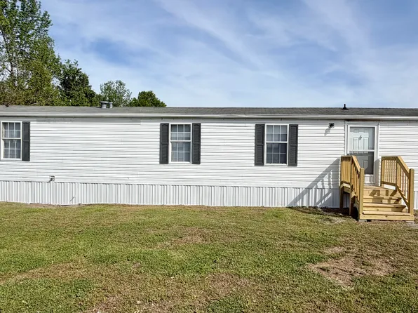 1402 Chicopee Rd, Benson, NC