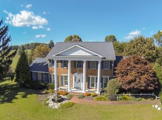 20060 Colanade Dr, Abingdon, VA 24210