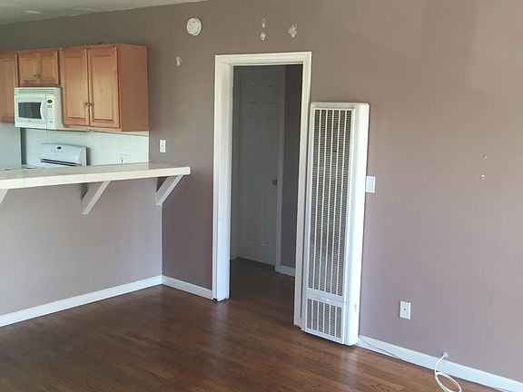 3rd image of 1043 Palms Blvd #1043