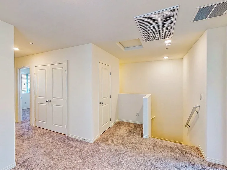 4261 Venus Falls Ave — Photo 23