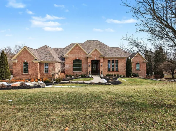 1737 Coachtrail Dr, Hebron, KY 41048