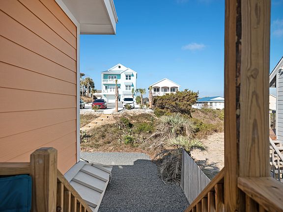 5th image of 2350 W Beach Dr
