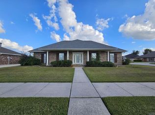 218 Westport Dr, Houma, LA 70360