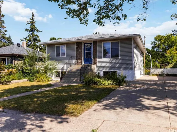738 Weldon AVENUE, Saskatoon, SK S7M 2V2