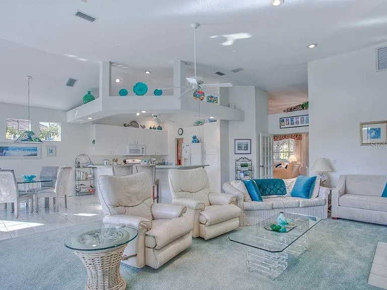 7101 Victoria Cir — Photo 13