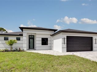 3100 Colin Ave S, Lehigh Acres, FL 33976