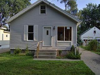 1st image of 139 Janet St SE