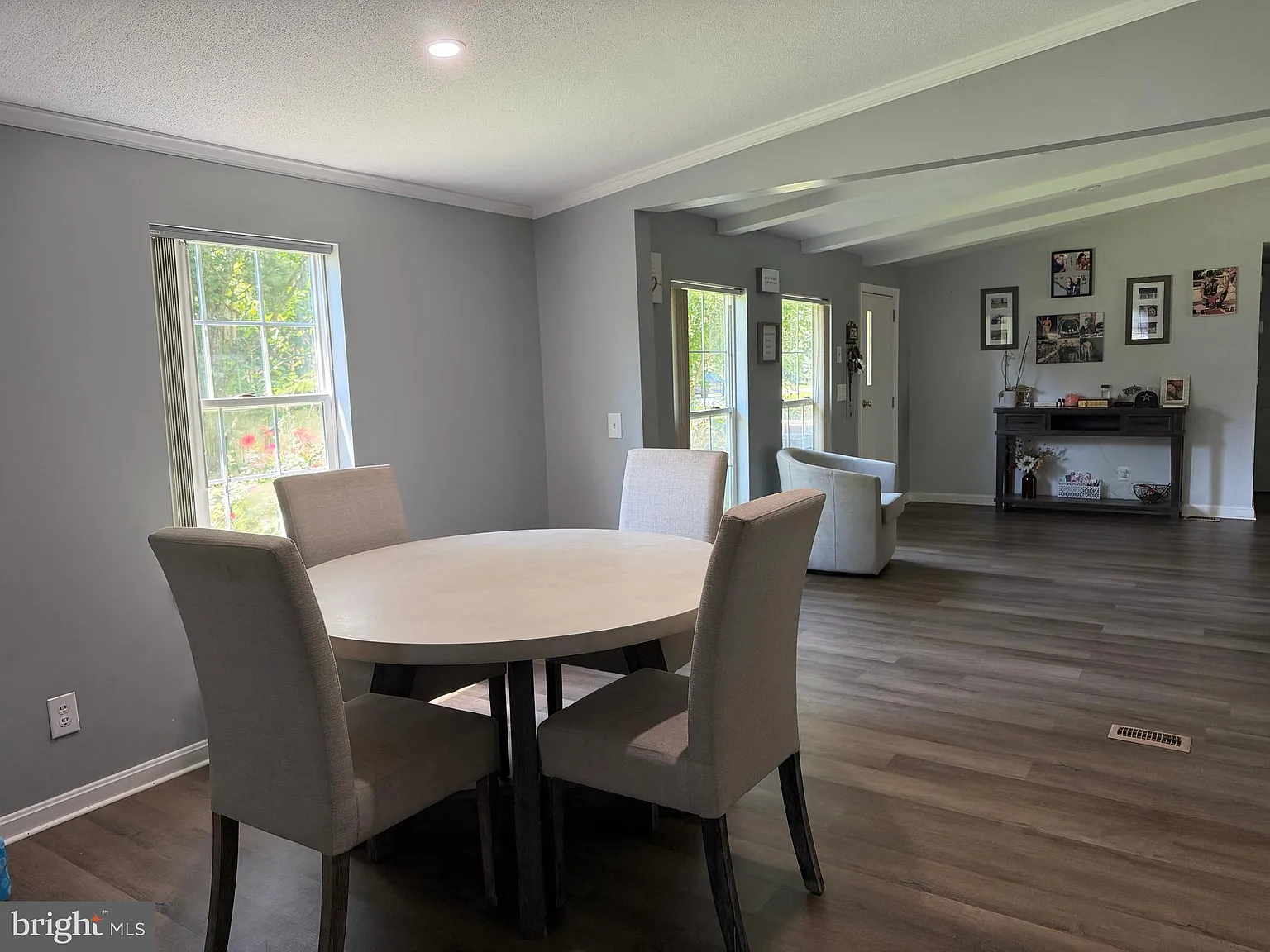 3 bed, 1552 sqft, $2,600 — Photo 2
