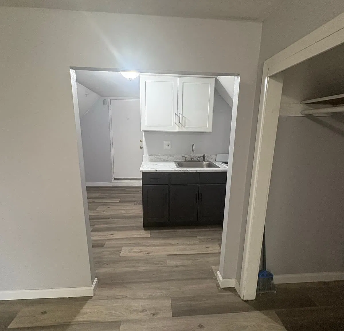 180 Lincoln Pl — Photo 4