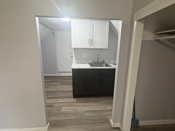 4th image of 180 Lincoln Pl #3