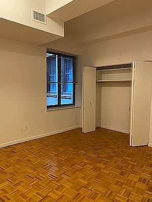 4th image of 50 Pine St #9JK