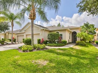 2318 Oakley Green Dr, Sun City Center, FL 33573
