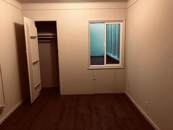 3rd image of 743 Cabrillo St