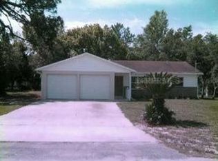 12070 Virginia Dr, Leesburg, FL 34788