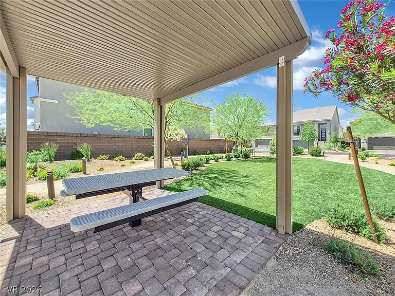7805 Bethel Heights Ln — Photo 14