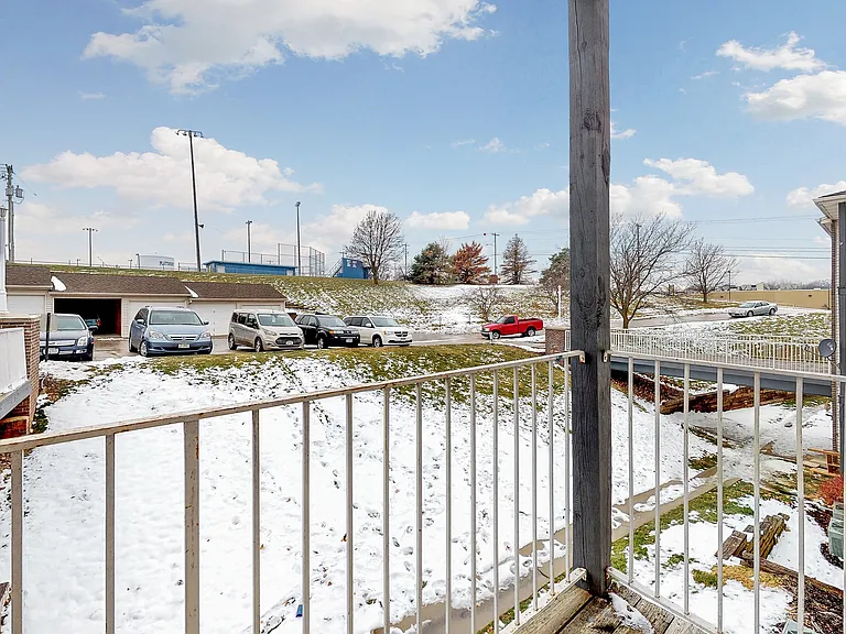 Parkview Apartments — Photo 31