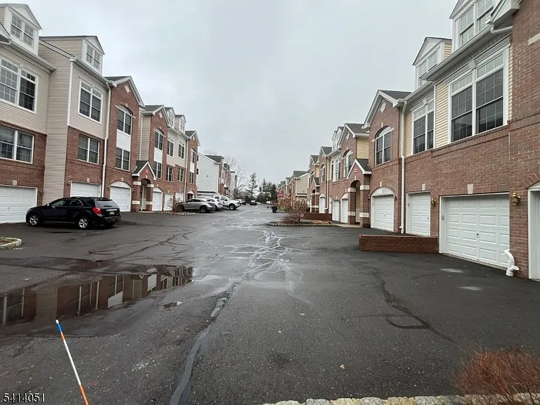 18 Ashley Ct — Photo 10