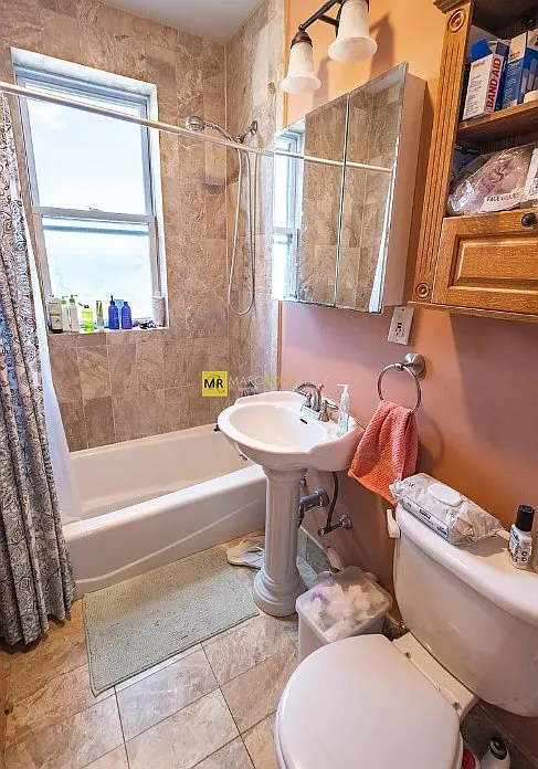 2 bed, 773 sqft, $2,600 — Photo 3