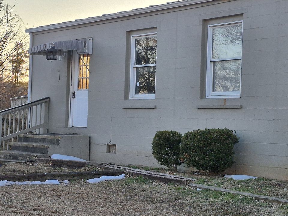 1st image of 101 S Mill St #A