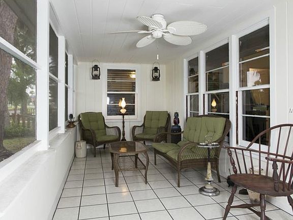 5th image of 2225 Beach Blvd S
