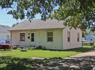 1529 S Greenwood St, Wichita, KS 67211