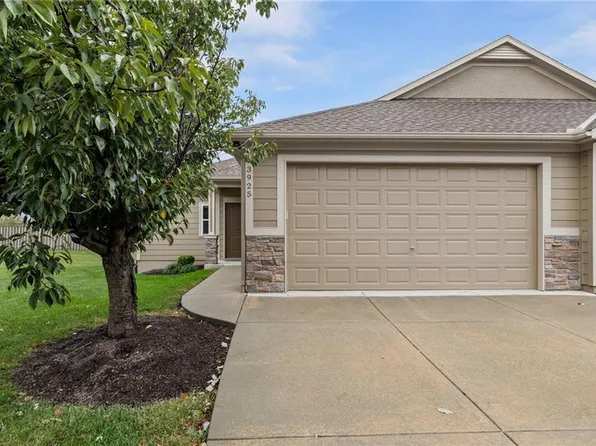 33925 W 90th Cir, De Soto, KS 66018