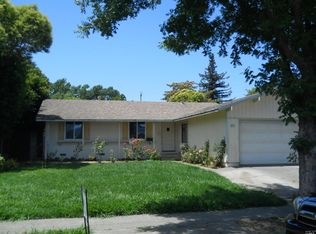 3691 Oxford St, Napa, CA 94558