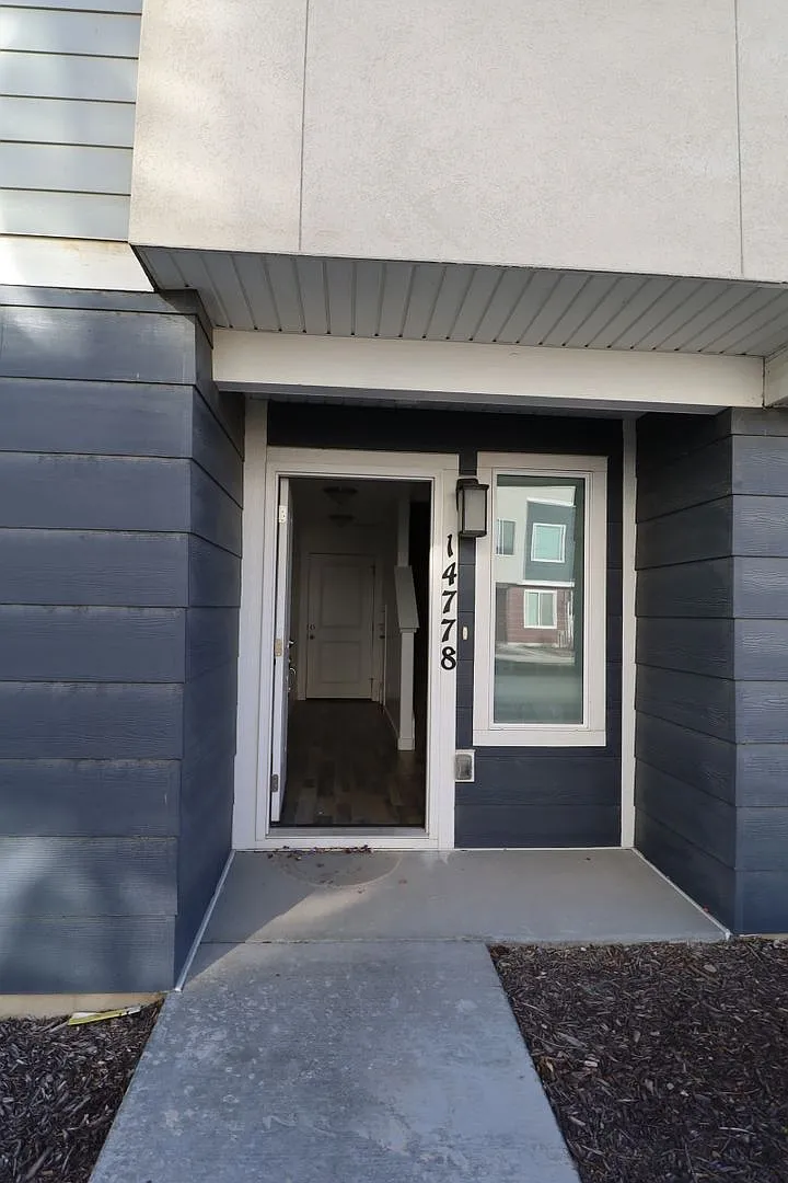 End Unit in Bluffdale — Photo 2