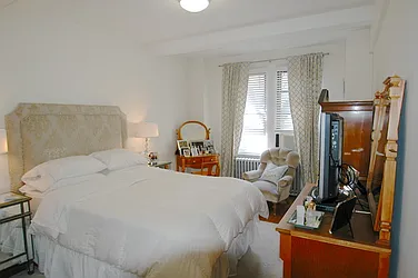 Rented by BLU Real Estate
