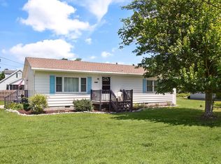 4175 Division St, Chincoteague, VA 23336