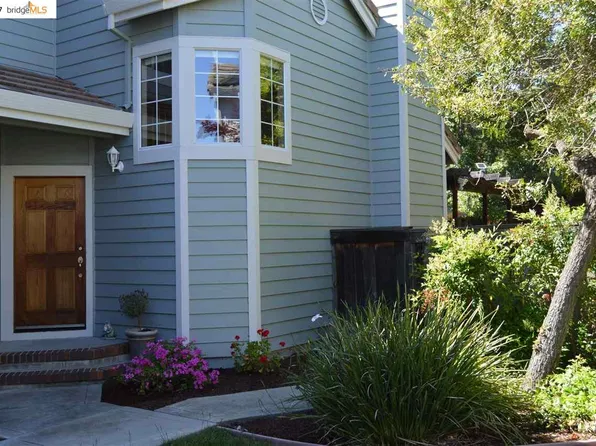 317 Saclan Terrace Pl, Clayton, CA 94517