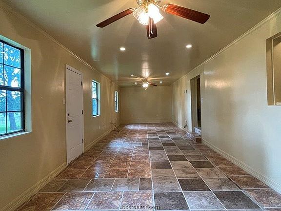 5th image of 12052 Prairie Hill Dr
