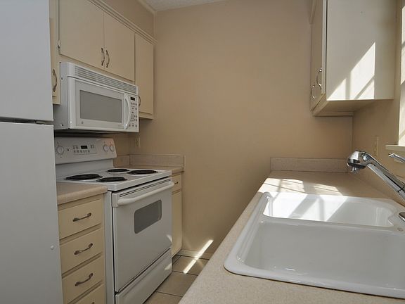 4th image of 2632 E Kantz Dr