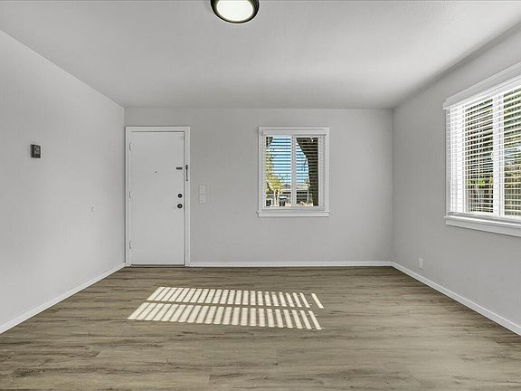 5th image of 2611 S Burke Street