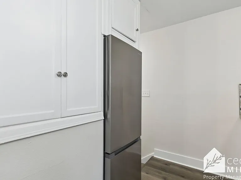 636 N Bluff Ave — Photo 6