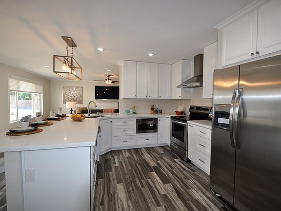 2nd image of 10525 W Cherry Tree Ln