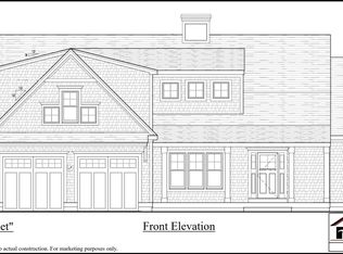 52 Country Club Ln, Mashpee, MA 02649