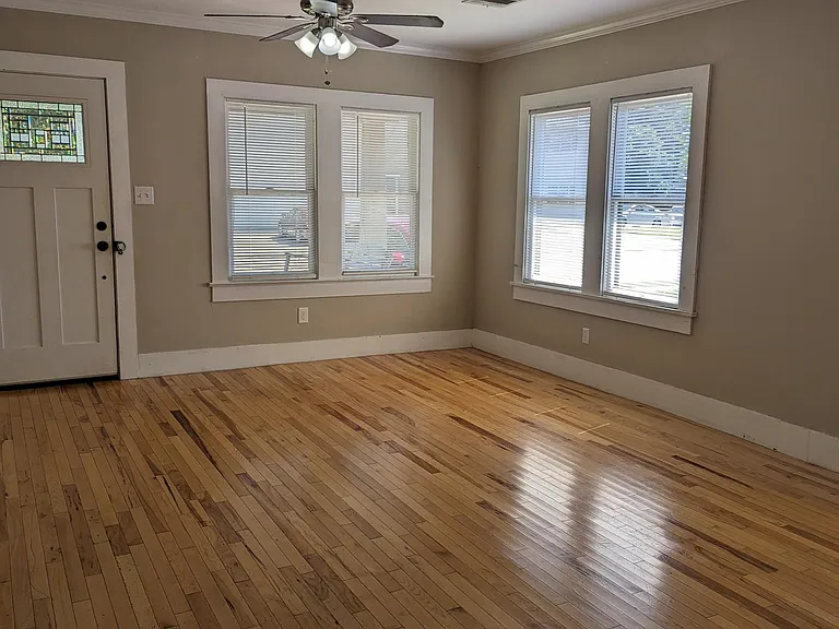 330 General Mouton Ave — Photo 7